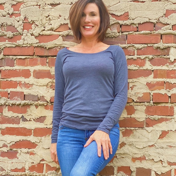 Meet Your Posher, Crystie - Picture 2 of 2